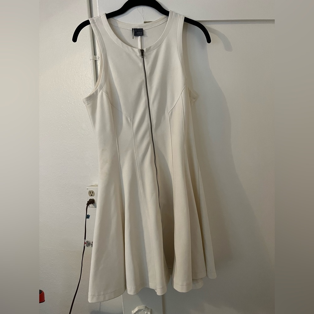 Sparkle and fade white front zipper dress